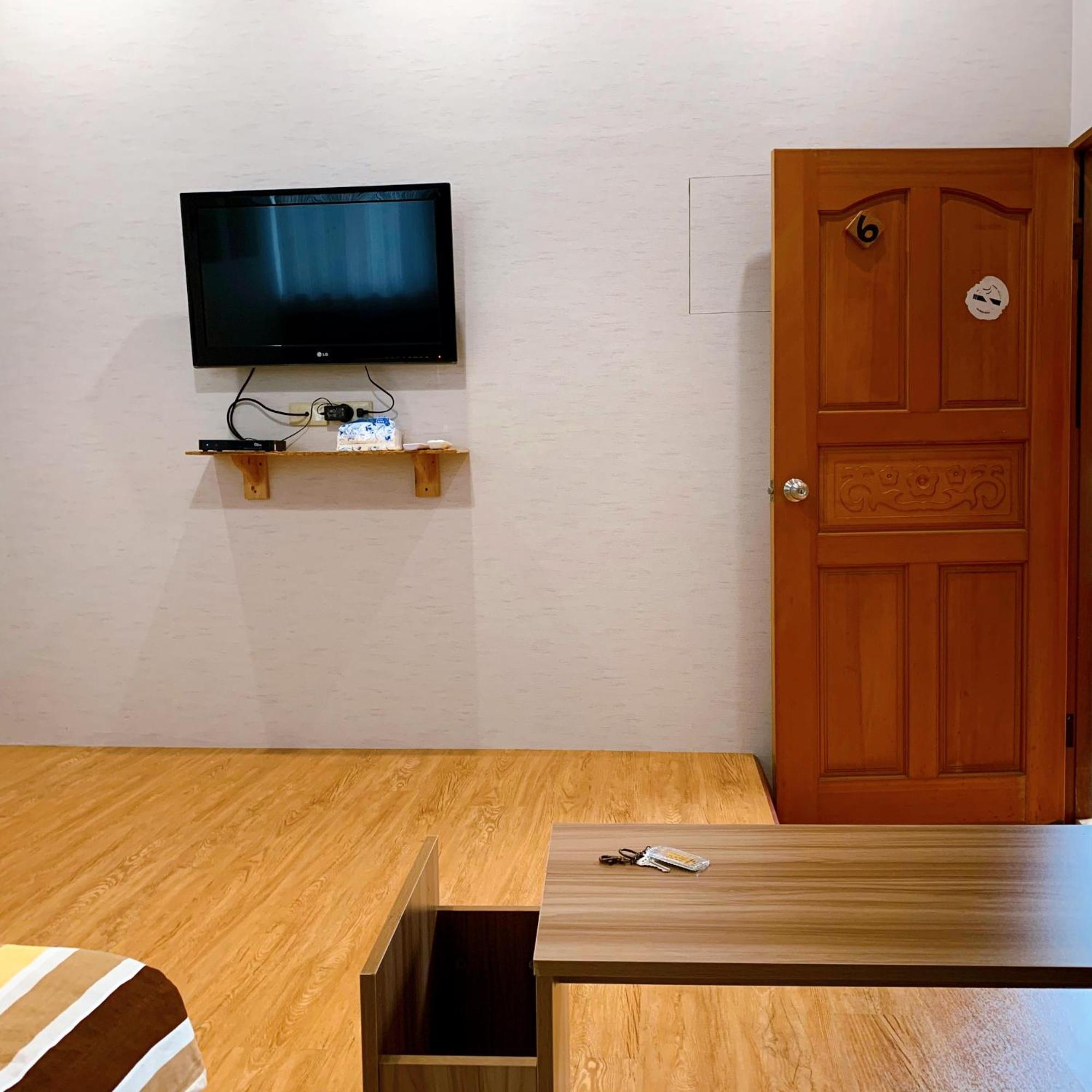 Song Youf Hostel Zhongpu Rom bilde